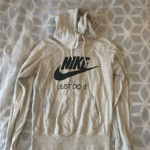 Fitted Nike sweatshirt